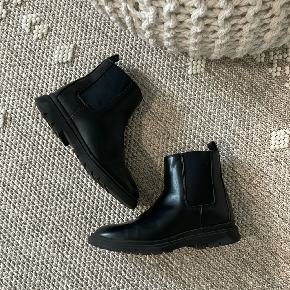 Girls Gap leather booties